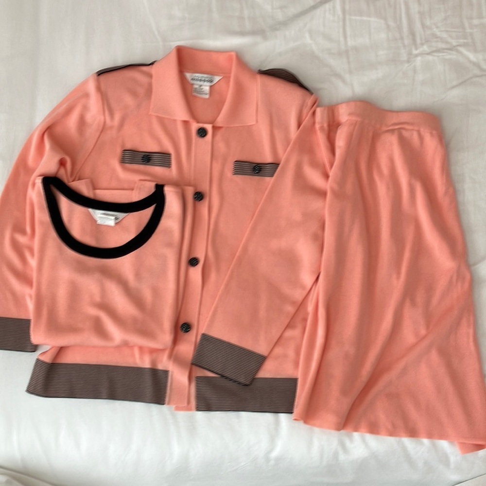 Misook 3-piece suit in peach